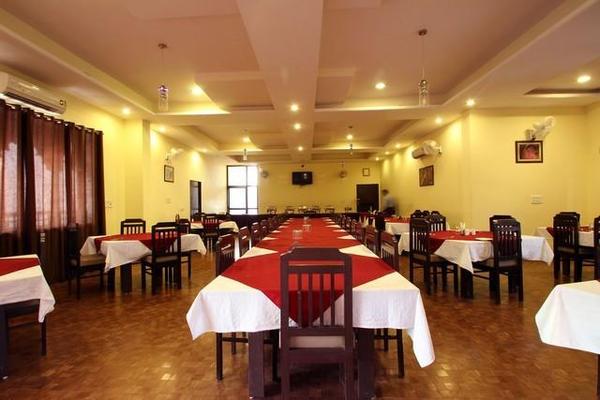 Om Rudrapriya Holiday Resort